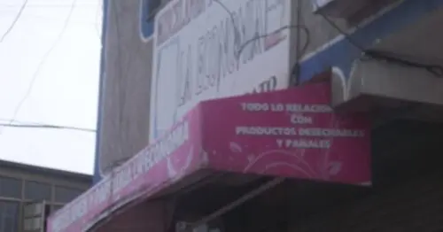 MISCELANEA Y CACHARRERIA LA ECONOMIA MISCELANEA Y CACHARRERIA LA ECONOMIA
